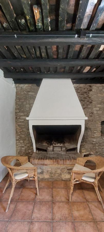 Вилла La Fabrica De Targarona Sant Pere de Torello Экстерьер фото