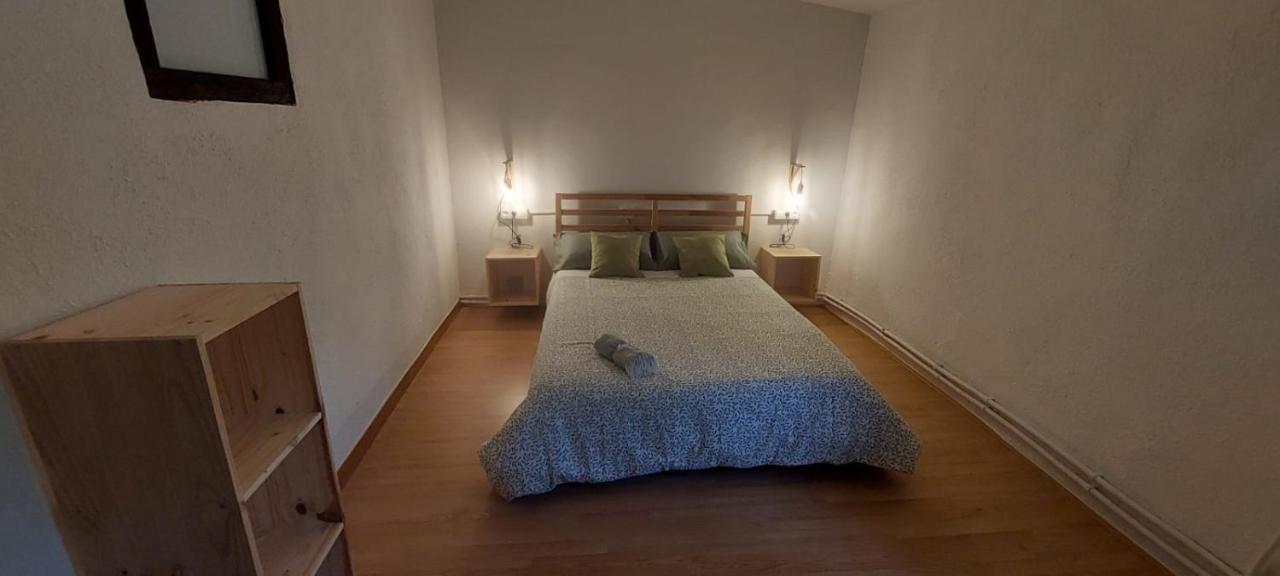 Вилла La Fabrica De Targarona Sant Pere de Torello Экстерьер фото