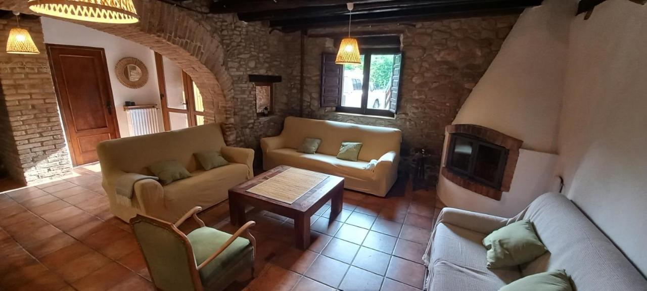 Вилла La Fabrica De Targarona Sant Pere de Torello Экстерьер фото