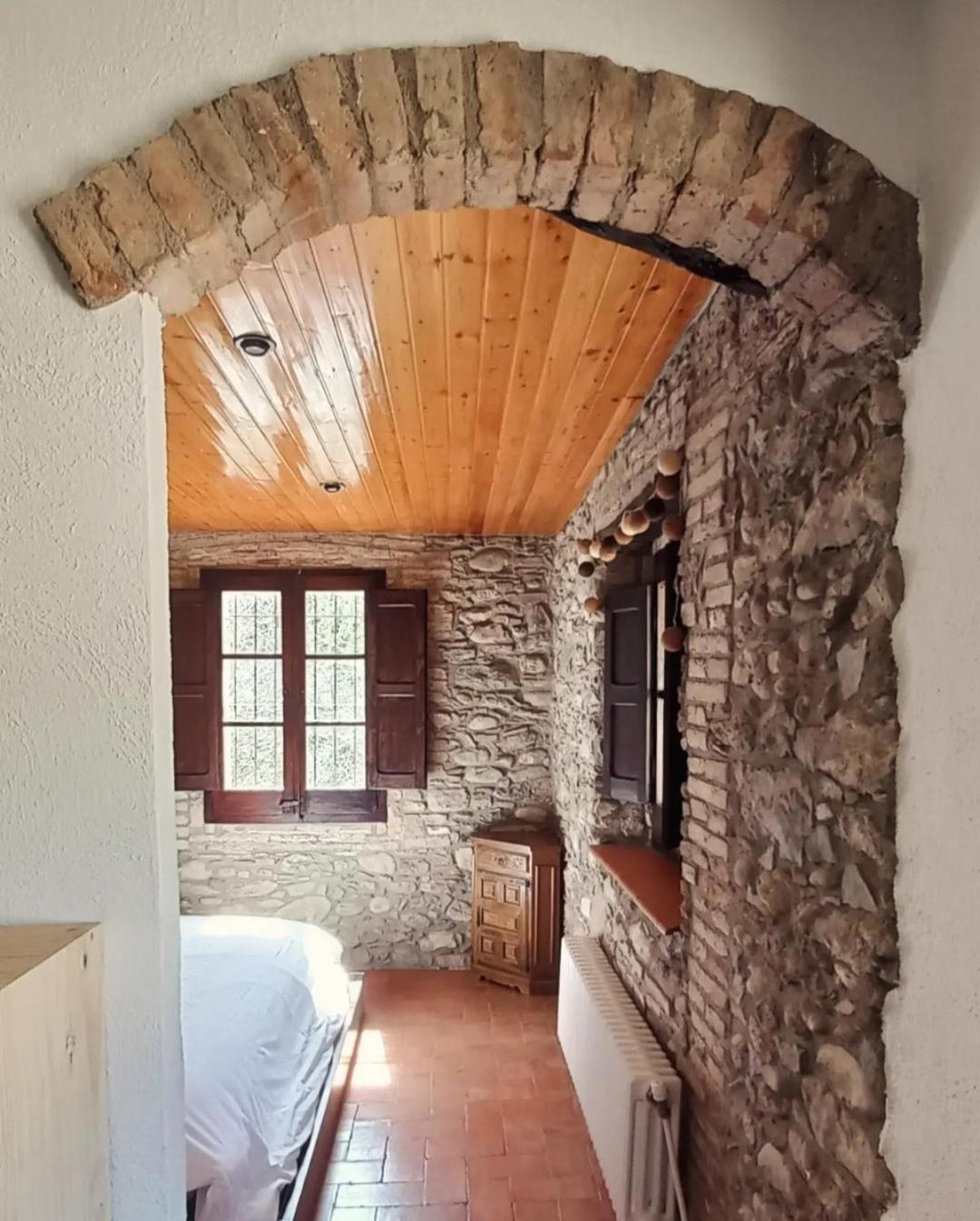 Вилла La Fabrica De Targarona Sant Pere de Torello Экстерьер фото